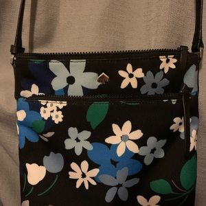 Large Kate spade crossbody